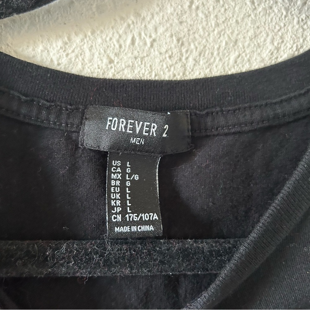Forever 21 Men’s Black Tshirt Sz Large Black Red No Chill Casual Street Style - Picture 4 of 5